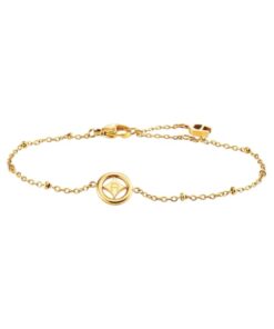Close-up of Aigner 12x12mm gold fashion bracelet, showcasing elegant design for sophisticated women in Bahrain.